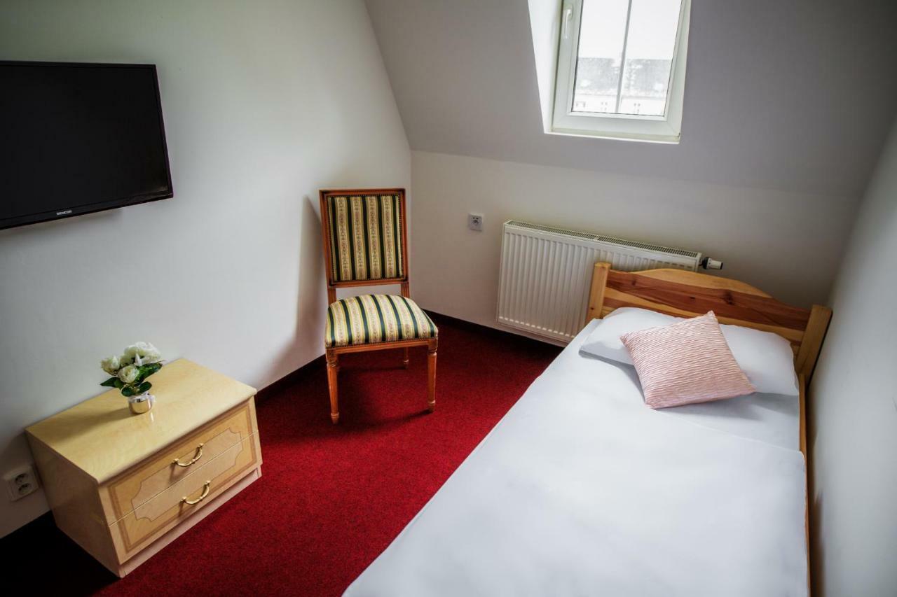 Hotel Dejmalik Litoměřice 外观 照片
