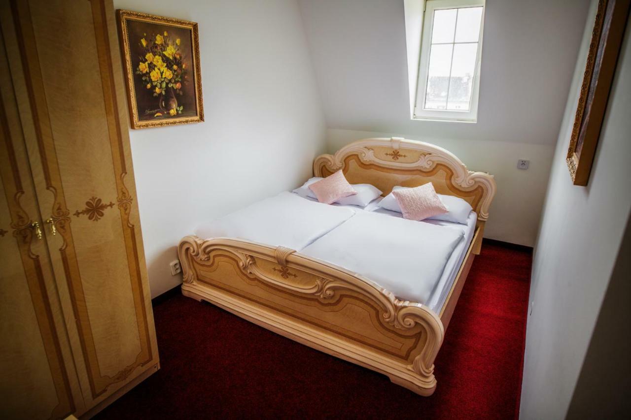 Hotel Dejmalik Litoměřice 外观 照片