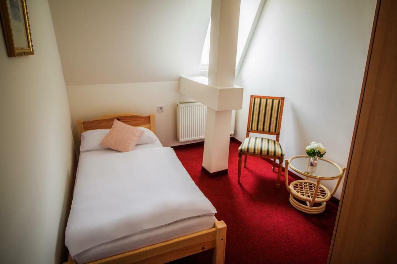 Hotel Dejmalik Litoměřice 外观 照片